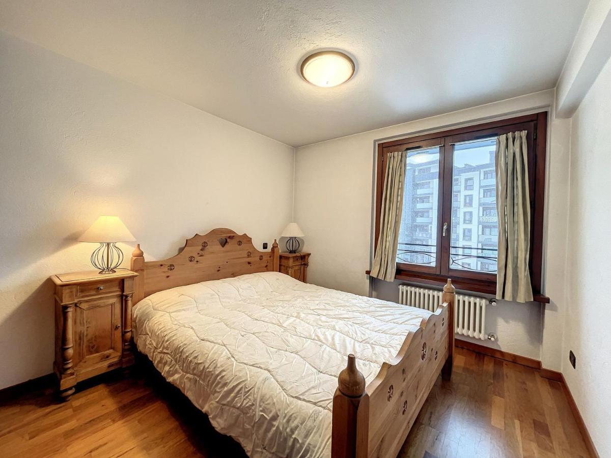 T2 Centre Chamonix Avec Parking Prive Et Wifi - Fr-1-507-42 Apartment Luaran gambar
